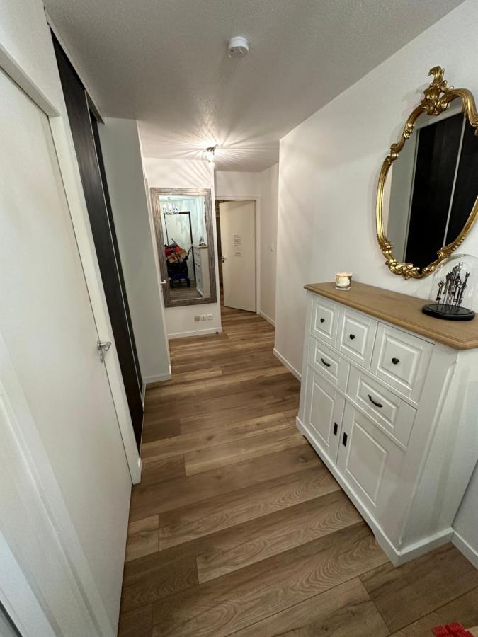 Ave De La Vaite Apartment เบอซองซง ภายนอก รูปภาพ